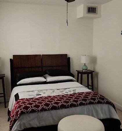 Leo Guest House 好莱坞 外观 照片