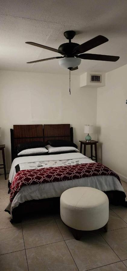 Leo Guest House 好莱坞 外观 照片